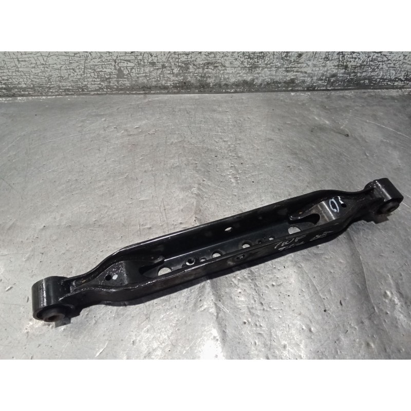 Recambio de brazo suspension inferior trasero derecho para alfa romeo 147 (937_) 1.9 jtdm 8v (937.axd1a, 937.axu1a, 937.bxu1a) r