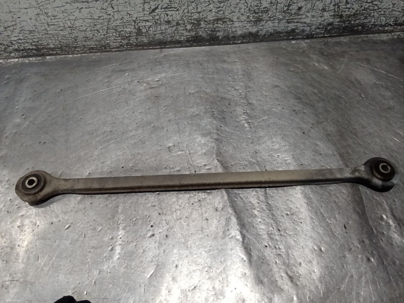Recambio de brazo suspension superior trasero izquierdo para alfa romeo 147 (937_) 1.9 jtdm 8v (937.axd1a, 937.axu1a, 937.bxu1a)