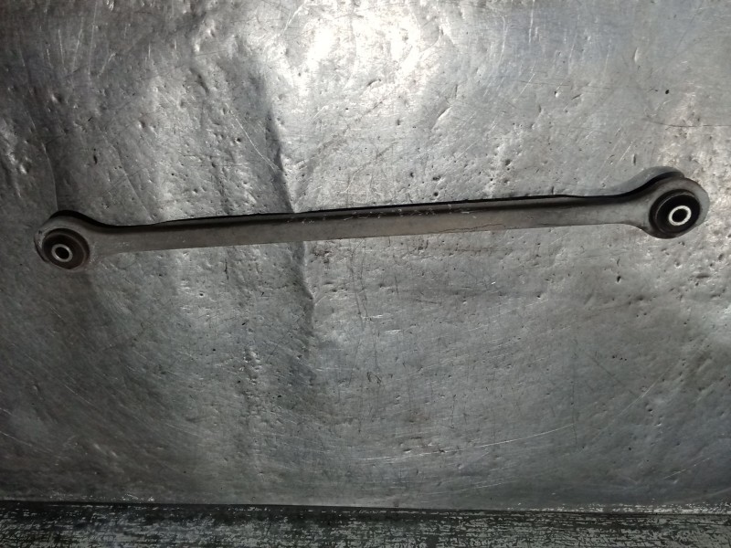 Recambio de brazo suspension superior trasero izquierdo para alfa romeo 147 (937_) 1.9 jtdm 8v (937.axd1a, 937.axu1a, 937.bxu1a)