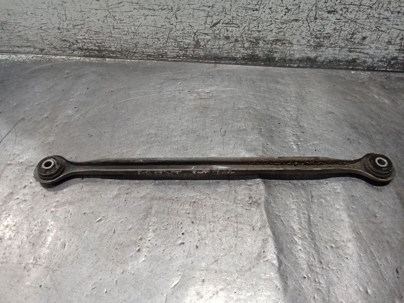 Recambio de brazo suspension superior trasero derecho para alfa romeo 147 (937_) 1.9 jtdm 8v (937.axd1a, 937.axu1a, 937.bxu1a) r