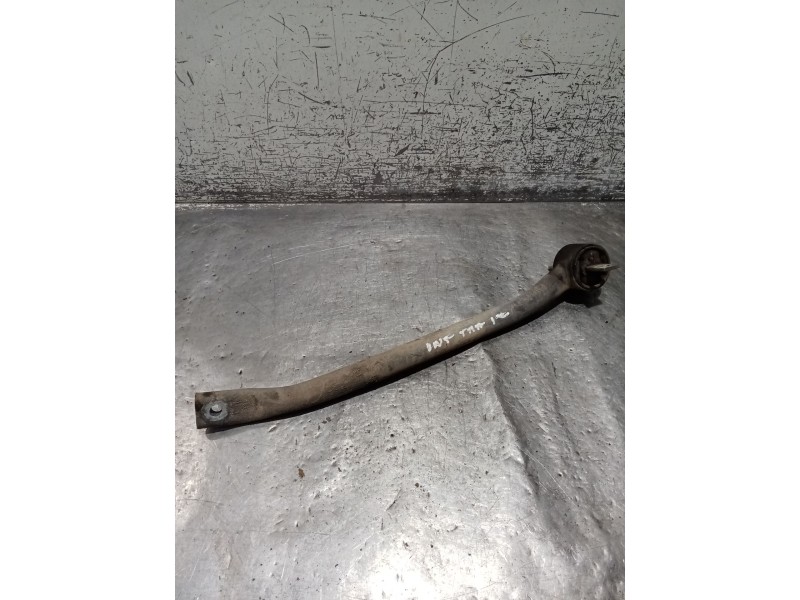 Recambio de brazo suspension inferior trasero izquierdo para alfa romeo 147 (937_) 1.9 jtdm 8v (937.axd1a, 937.axu1a, 937.bxu1a)