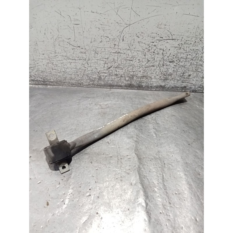 Recambio de brazo suspension inferior trasero izquierdo para alfa romeo 147 (937_) 1.9 jtdm 8v (937.axd1a, 937.axu1a, 937.bxu1a)