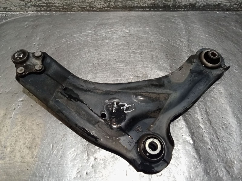 Recambio de brazo suspension inferior delantero izquierdo para renault laguna ii (bg0/1_) 1.9 dci (bg1a, bg1v) referencia OEM IA