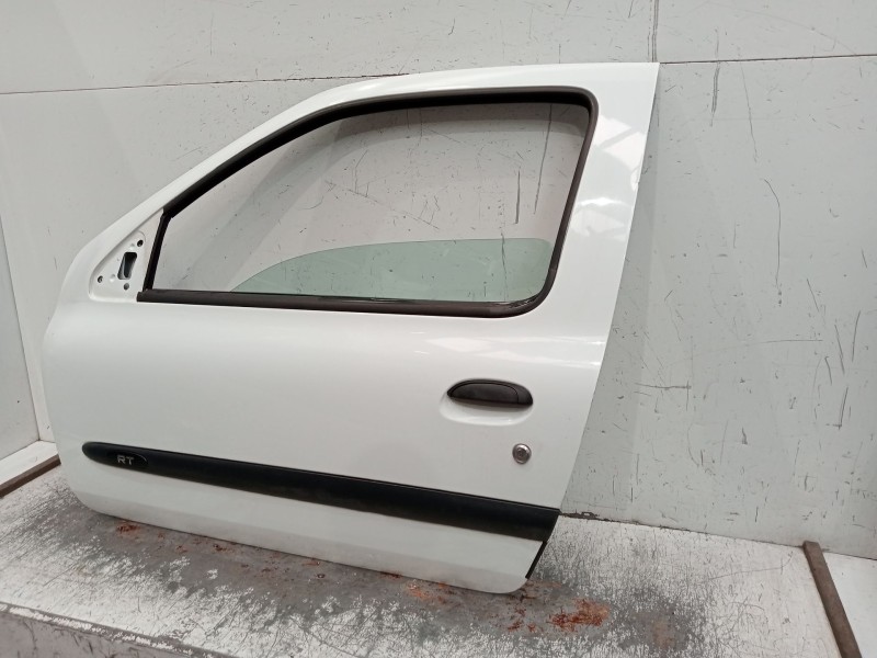 Recambio de puerta delantera izquierda para renault clio ii (bb_, cb_) 1.2 (bb0a, bb0f, bb10, bb1k, bb28, bb2d, bb2h, cb0a,... r