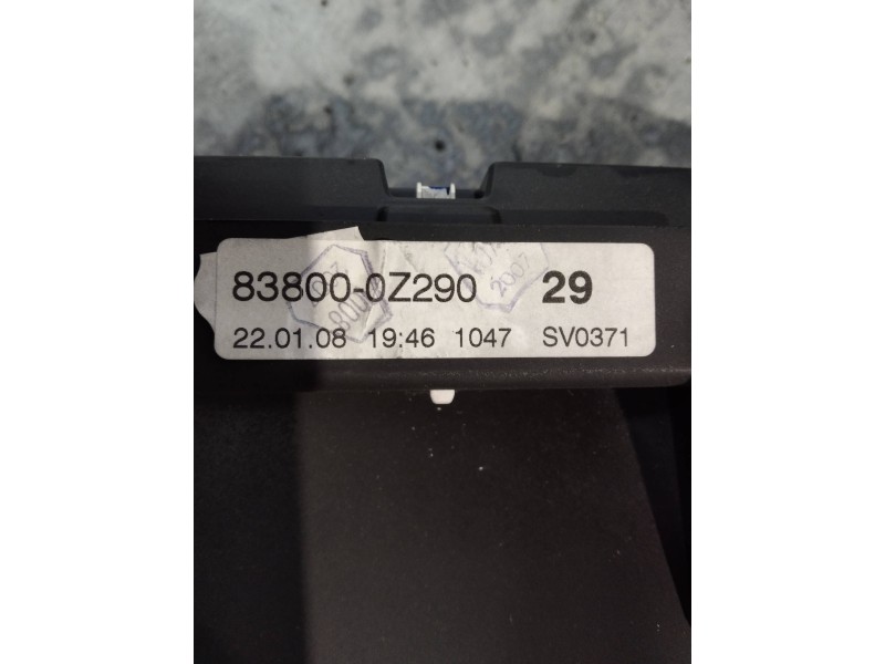 Recambio de cuadro instrumentos para toyota auris luna referencia OEM IAM 838000Z290 A2C533008552AC SV0371