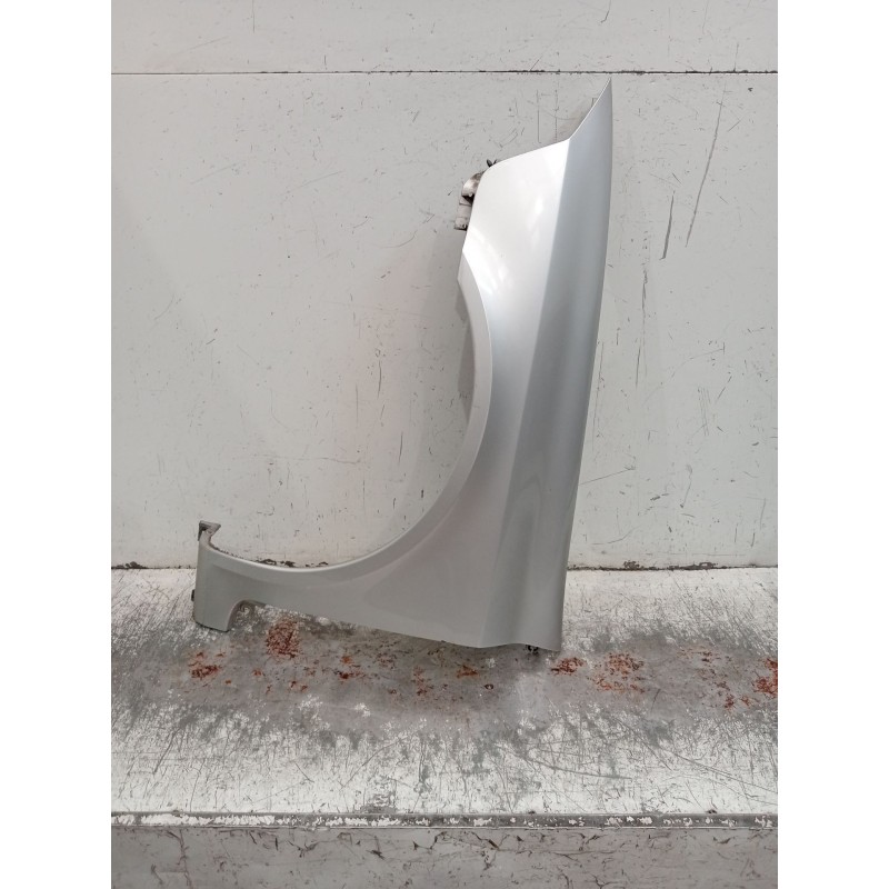 Recambio de aleta delantera izquierda para renault laguna ii (bg0/1_) 1.9 dci (bg1a, bg1v) referencia OEM IAM   