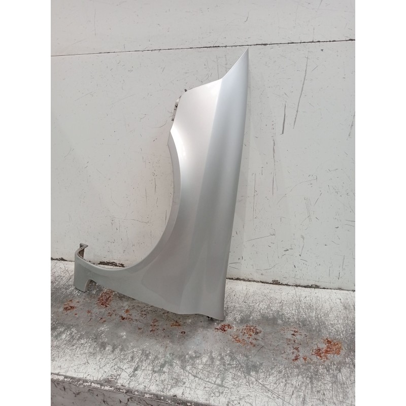 Recambio de aleta delantera izquierda para renault laguna ii (bg0/1_) 1.9 dci (bg1a, bg1v) referencia OEM IAM   