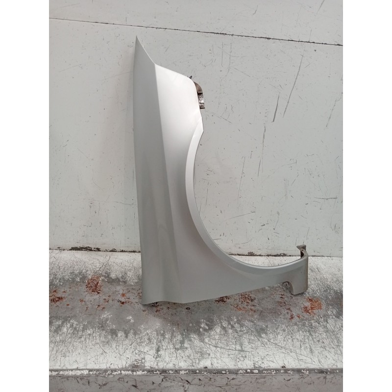 Recambio de aleta delantera derecha para renault laguna ii (bg0/1_) 1.9 dci (bg1a, bg1v) referencia OEM IAM   