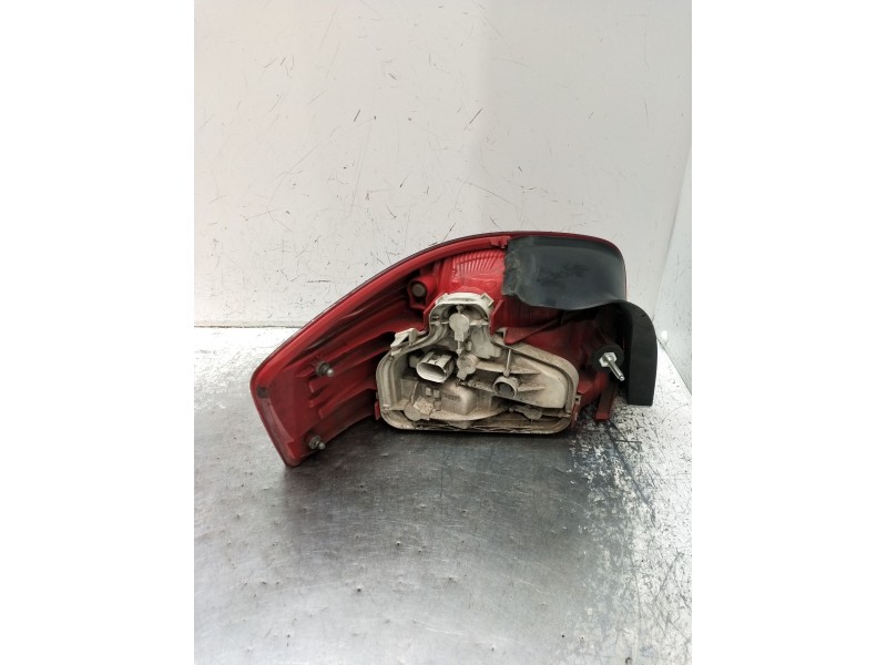 Recambio de piloto trasero derecho para audi a3 (8p1) 1.9 tdi referencia OEM IAM   2004