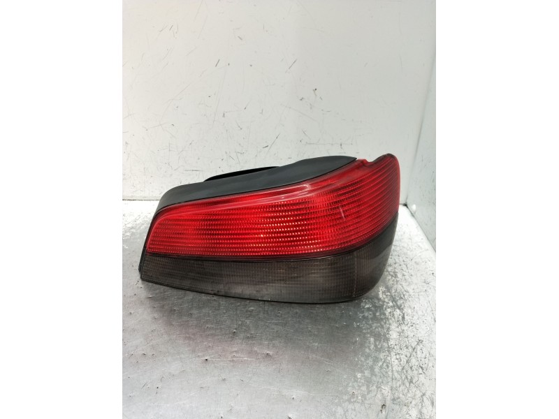 Recambio de piloto trasero derecho para peugeot 306 hatchback (7a, 7c, n3, n5) 1.9 d referencia OEM IAM   2000