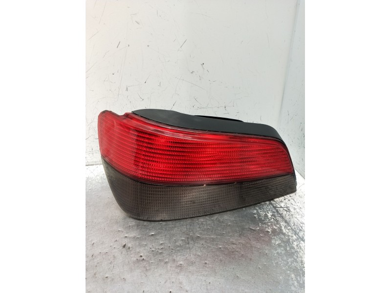 Recambio de piloto trasero izquierdo para peugeot 306 hatchback (7a, 7c, n3, n5) 1.9 d referencia OEM IAM   2000