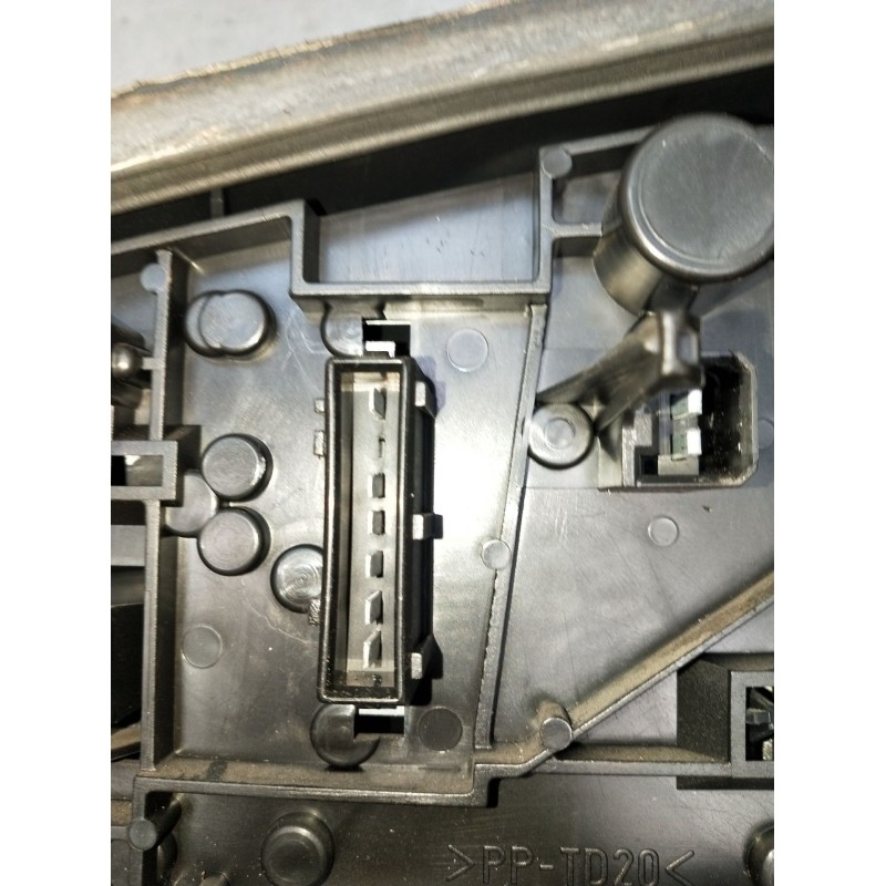 Recambio de piloto trasero izquierdo para peugeot 306 hatchback (7a, 7c, n3, n5) 1.9 d referencia OEM IAM   2000