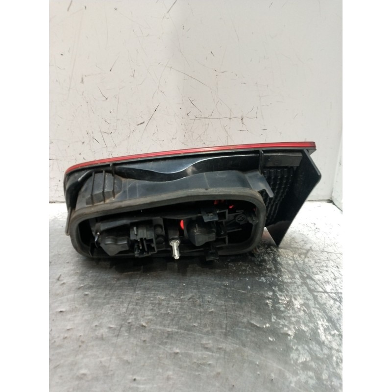 Recambio de piloto trasero izquierdo para renault laguna ii (bg0/1_) 1.9 dci (bg1a, bg1v) referencia OEM IAM   2005