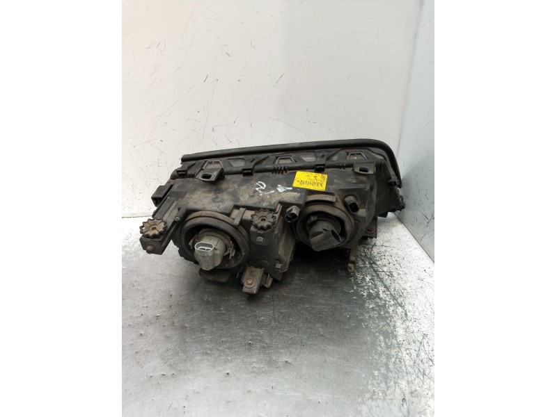 Recambio de faro izquierdo para bmw 3 (e46) 320 d referencia OEM IAM 030108920114 8361947 1998 BERLINA