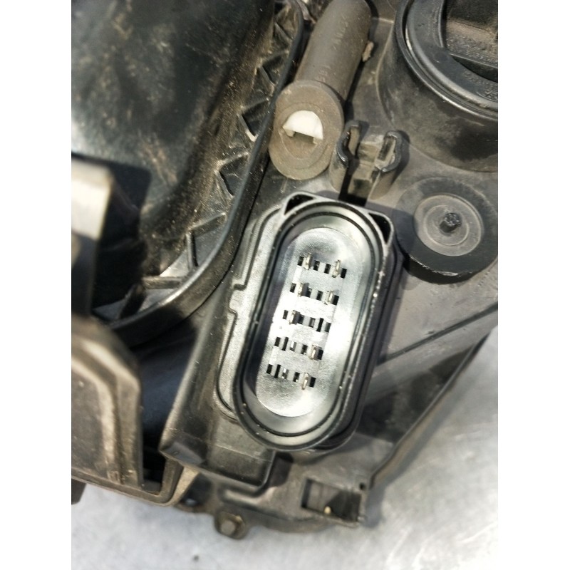 Recambio de faro derecho para ford focus ii (da_, hcp, dp) 1.8 tdci referencia OEM IAM   2005