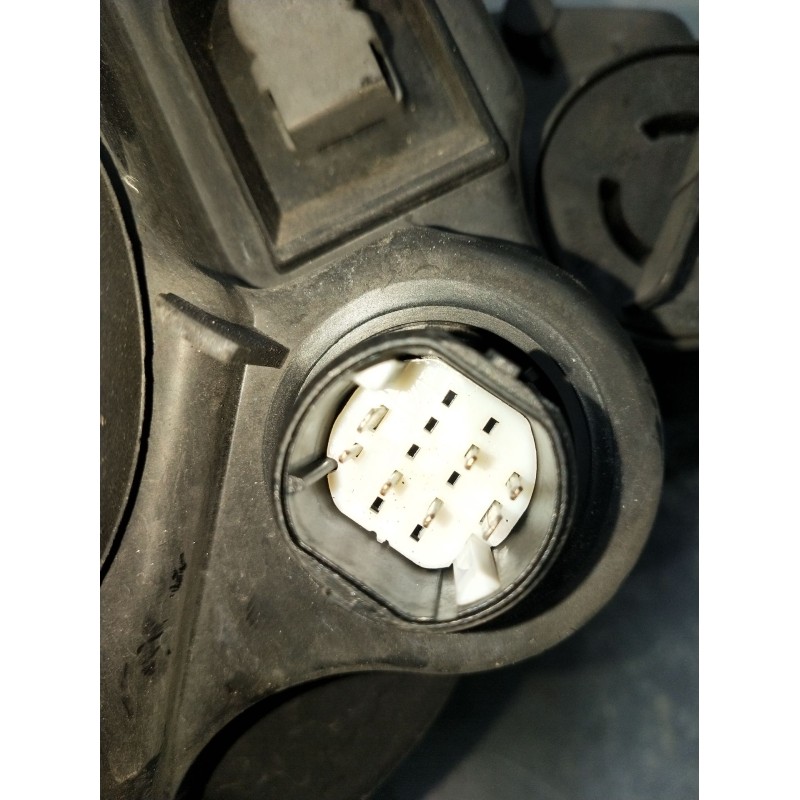 Recambio de faro izquierdo para alfa romeo 147 (937_) 1.9 jtdm 8v (937.axd1a, 937.axu1a, 937.bxu1a) referencia OEM IAM   2004