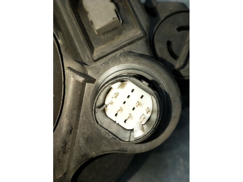 Recambio de faro izquierdo para alfa romeo 147 (937_) 1.9 jtdm 8v (937.axd1a, 937.axu1a, 937.bxu1a) referencia OEM IAM   2004