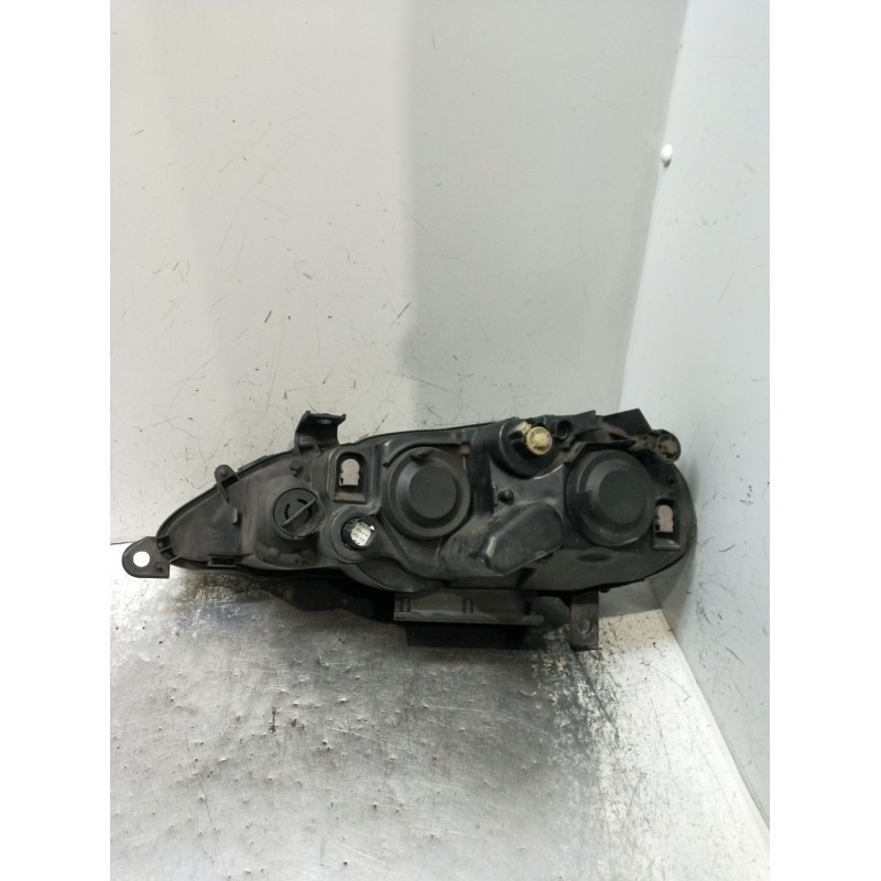 Recambio de faro derecho para alfa romeo 147 (937_) 1.9 jtdm 8v (937.axd1a, 937.axu1a, 937.bxu1a) referencia OEM IAM   2004