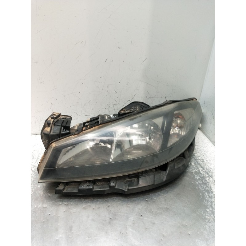 Recambio de faro izquierdo para renault laguna ii (bg0/1_) 1.9 dci (bg1a, bg1v) referencia OEM IAM   2005
