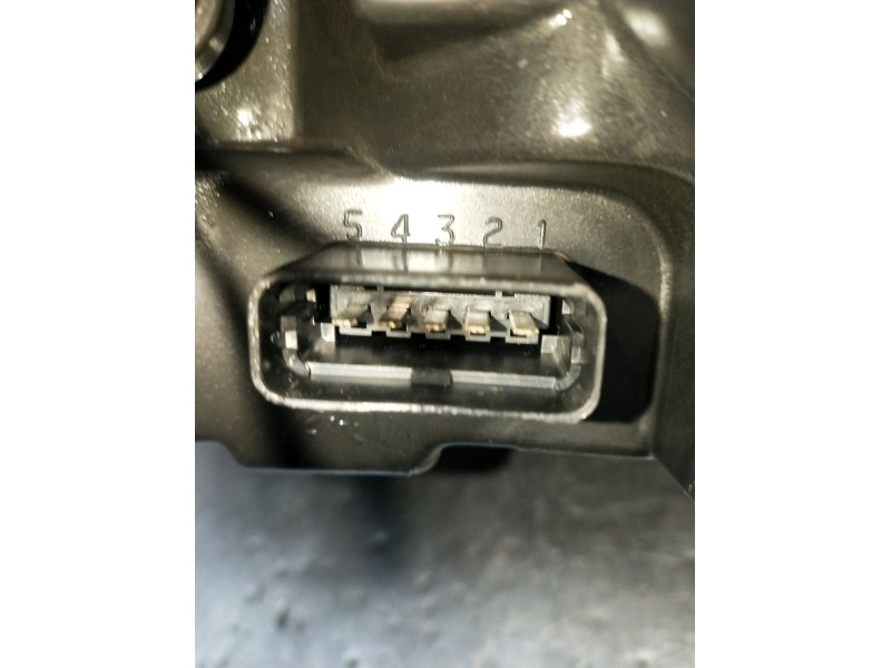 Recambio de faro derecho para renault laguna ii (bg0/1_) 1.9 dci (bg1a, bg1v) referencia OEM IAM   2005