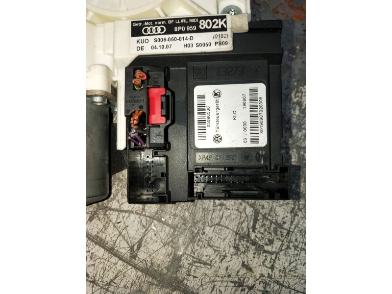 Recambio de elevalunas delantero derecho para audi a3 (8p1) 1.9 tdi referencia OEM IAM 8P0959802K 3P 2004