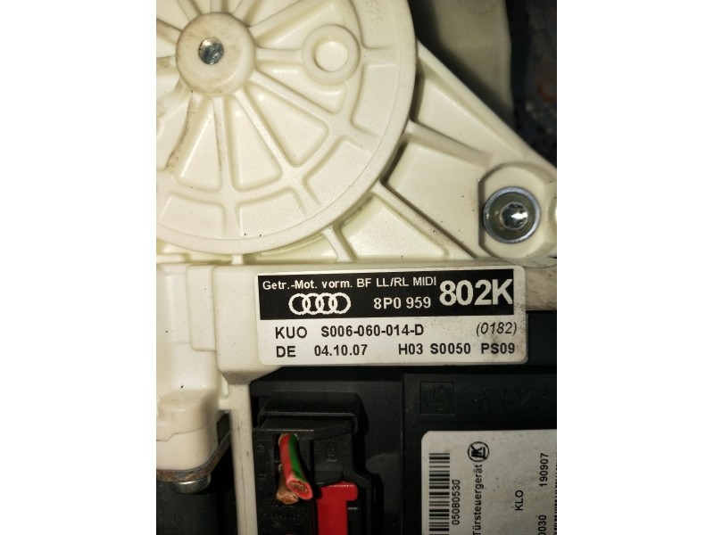Recambio de elevalunas delantero derecho para audi a3 (8p1) 1.9 tdi referencia OEM IAM 8P0959802K 3P 2004