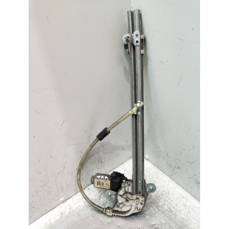 Recambio de elevalunas trasero derecho para renault laguna ii (bg0/1_) 1.9 dci (bg1a, bg1v) referencia OEM IAM 8200485202 5P 200