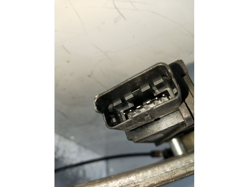 Recambio de elevalunas delantero izquierdo para renault laguna ii (bg0/1_) 1.9 dci (bg1a, bg1v) referencia OEM IAM  5P 2005