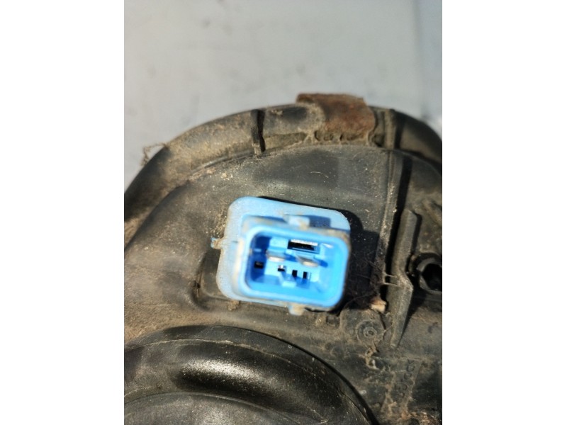 Recambio de faro antiniebla izquierdo para peugeot 306 hatchback (7a, 7c, n3, n5) 1.9 d referencia OEM IAM 0305053001  2000
