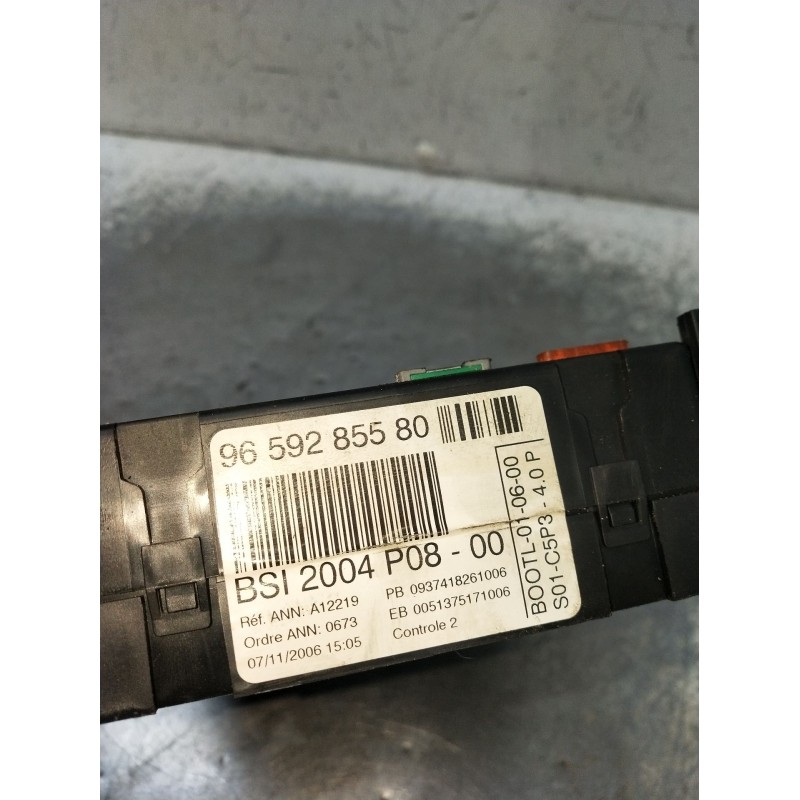 Recambio de caja reles / fusibles para citroën c4 i (lc_) 1.6 hdi referencia OEM IAM 9659285580 BSI2004P0800 2004