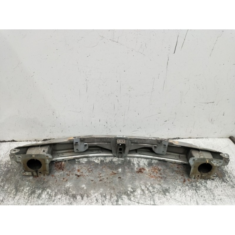 Recambio de refuerzo paragolpes delantero para renault laguna ii (bg0/1_) 1.9 dci (bg1a, bg1v) referencia OEM IAM   2005 4P