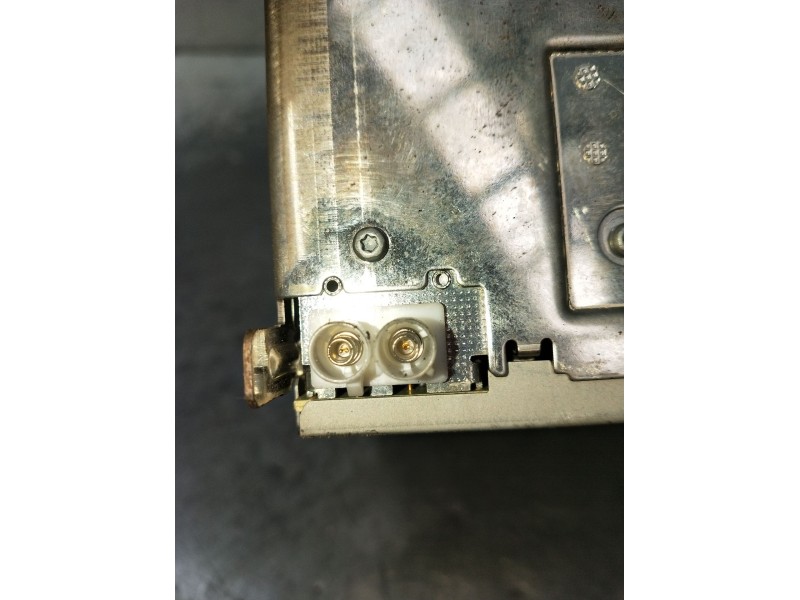 Recambio de sistema audio / radio cd para audi a3 (8p1) 1.9 tdi referencia OEM IAM 8P0035186G 7647253380 2004