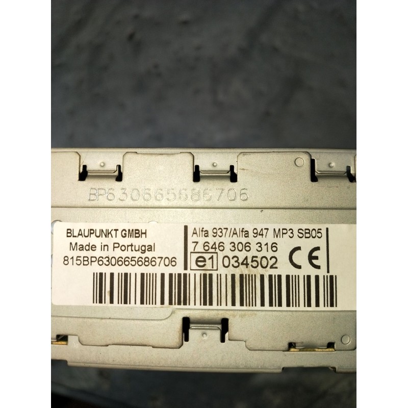 Recambio de sistema audio / radio cd para alfa romeo 147 (937_) 1.9 jtdm 8v (937.axd1a, 937.axu1a, 937.bxu1a) referencia OEM IAM