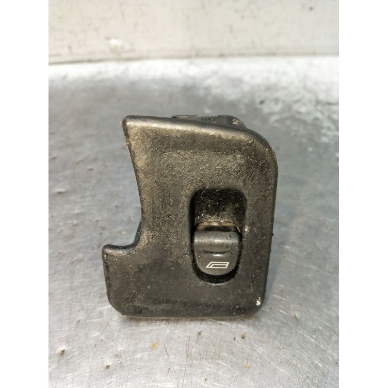 Recambio de mando elevalunas delantero derecho para alfa romeo 147 (937_) 1.9 jtdm 8v (937.axd1a, 937.axu1a, 937.bxu1a) referenc