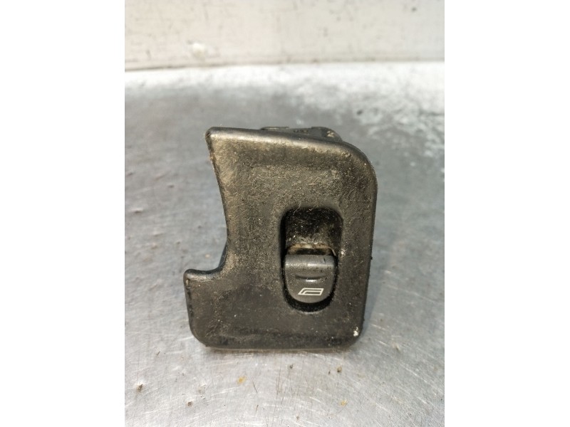 Recambio de mando elevalunas delantero derecho para alfa romeo 147 (937_) 1.9 jtdm 8v (937.axd1a, 937.axu1a, 937.bxu1a) referenc