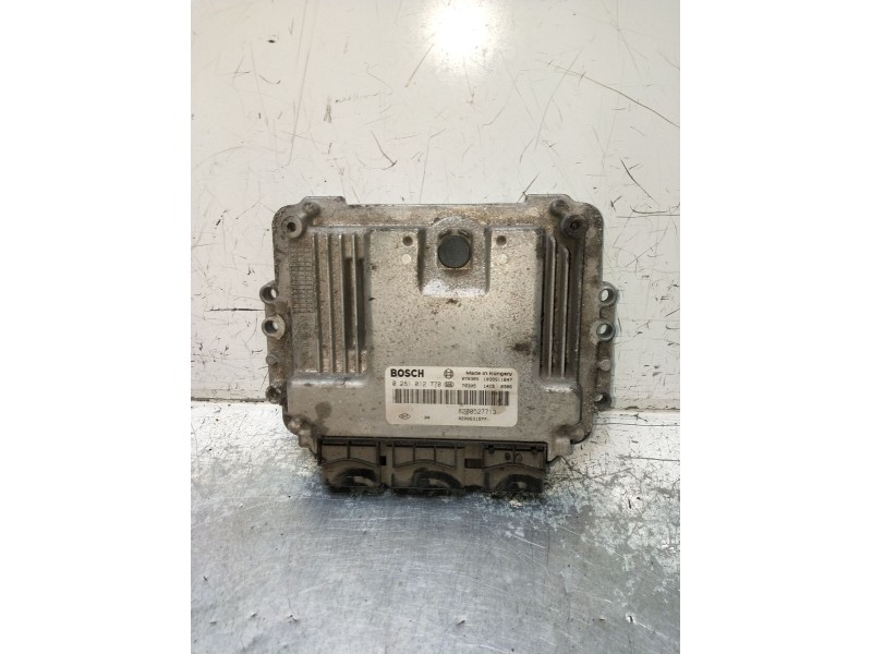Recambio de centralita motor uce para renault laguna ii (bg0/1_) 1.9 dci (bg1a, bg1v) referencia OEM IAM 0281012770 8200527713 1