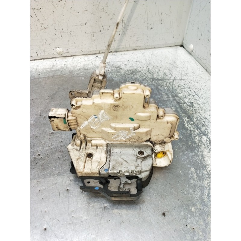 Recambio de motor cierre centralizado delantero izquierdo para audi a3 (8p1) 1.9 tdi referencia OEM IAM  3P 2004