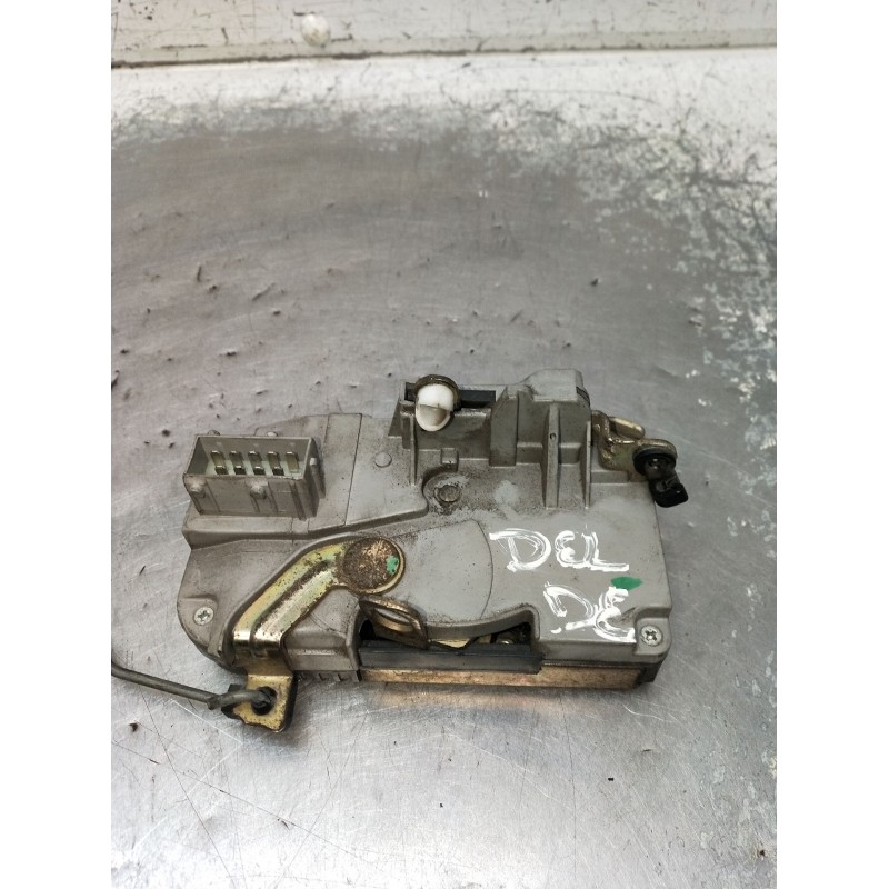 Recambio de motor cierre centralizado delantero derecho para peugeot 306 hatchback (7a, 7c, n3, n5) 1.9 d referencia OEM IAM  5P
