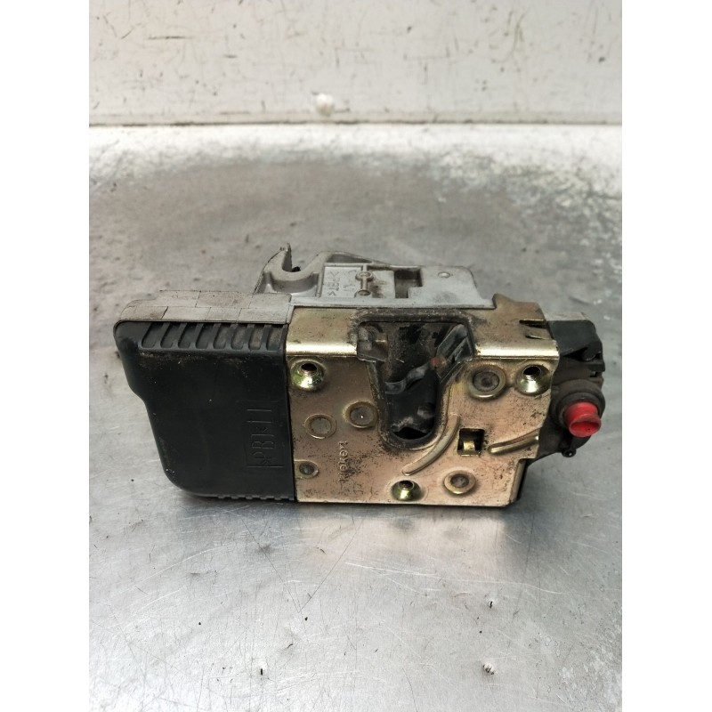 Recambio de motor cierre centralizado trasero izquierdo para peugeot 306 hatchback (7a, 7c, n3, n5) 1.9 d referencia OEM IAM  5P