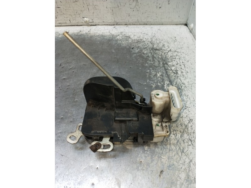 Recambio de motor cierre centralizado delantero derecho para alfa romeo 147 (937_) 1.9 jtdm 8v (937.axd1a, 937.axu1a, 937.bxu1a)