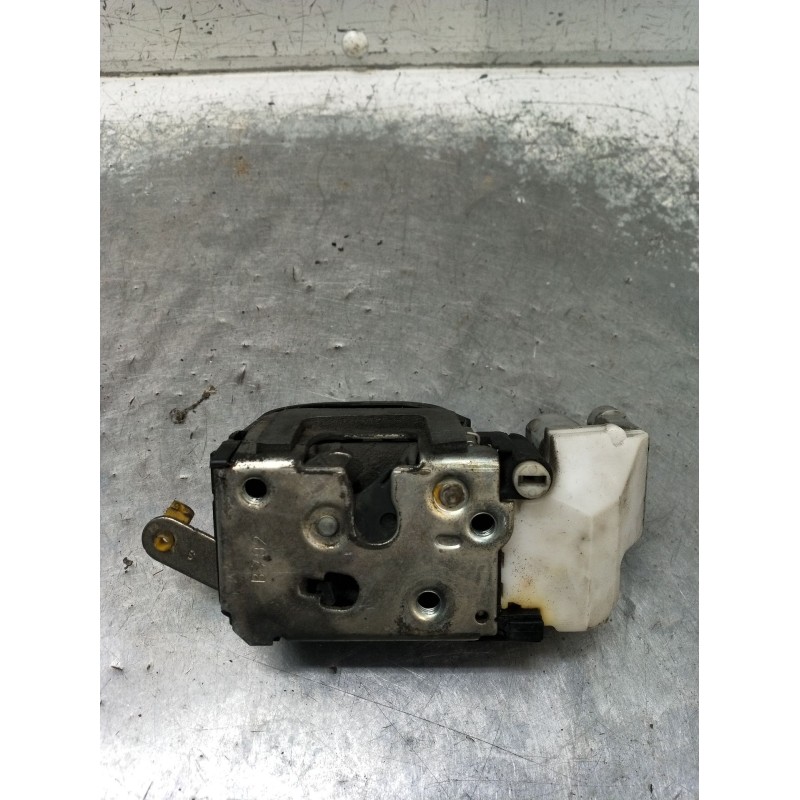 Recambio de motor cierre centralizado trasero izquierdo para alfa romeo 147 (937_) 1.9 jtdm 8v (937.axd1a, 937.axu1a, 937.bxu1a)