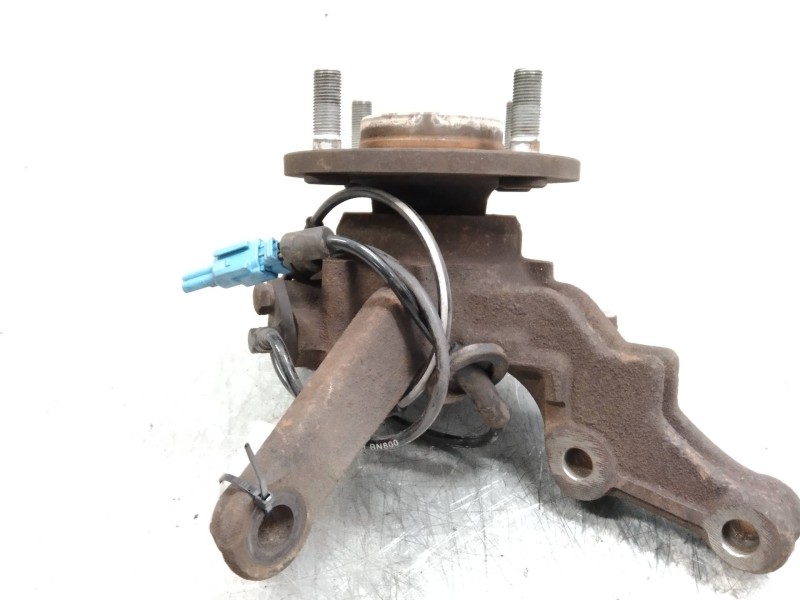 Recambio de mangueta delantera izquierda para nissan almera (n16/e) acenta referencia OEM IAM   