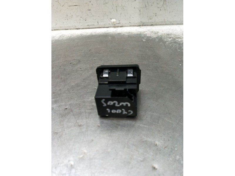 Recambio de modulo electronico para mercedes-benz clase c (w205) c 400 4-matic (205.066) referencia OEM IAM A0008208051  