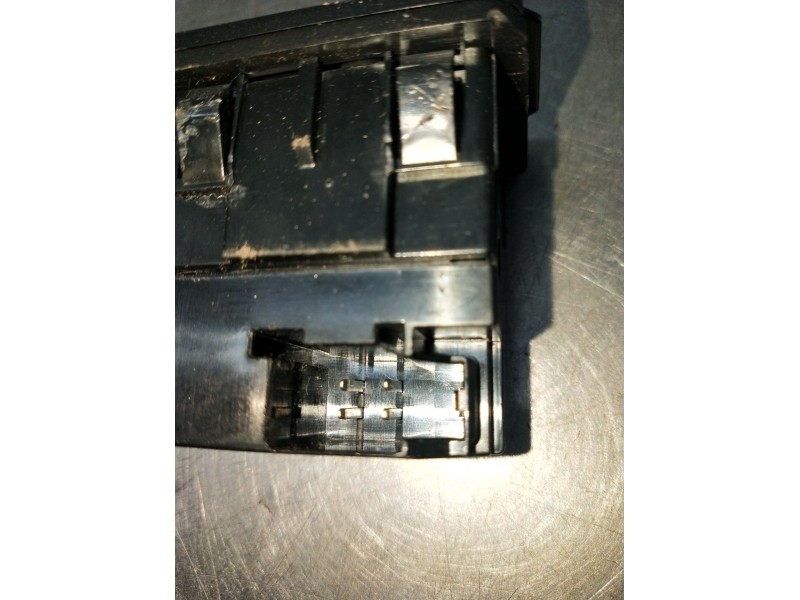 Recambio de modulo electronico para mercedes-benz clase c (w205) c 400 4-matic (205.066) referencia OEM IAM A0008208051  