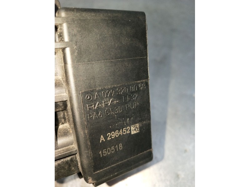 Recambio de modulo electronico para mercedes-benz clase c (w205) c 400 4-matic (205.066) referencia OEM IAM A0993200058 BLOQUEDE