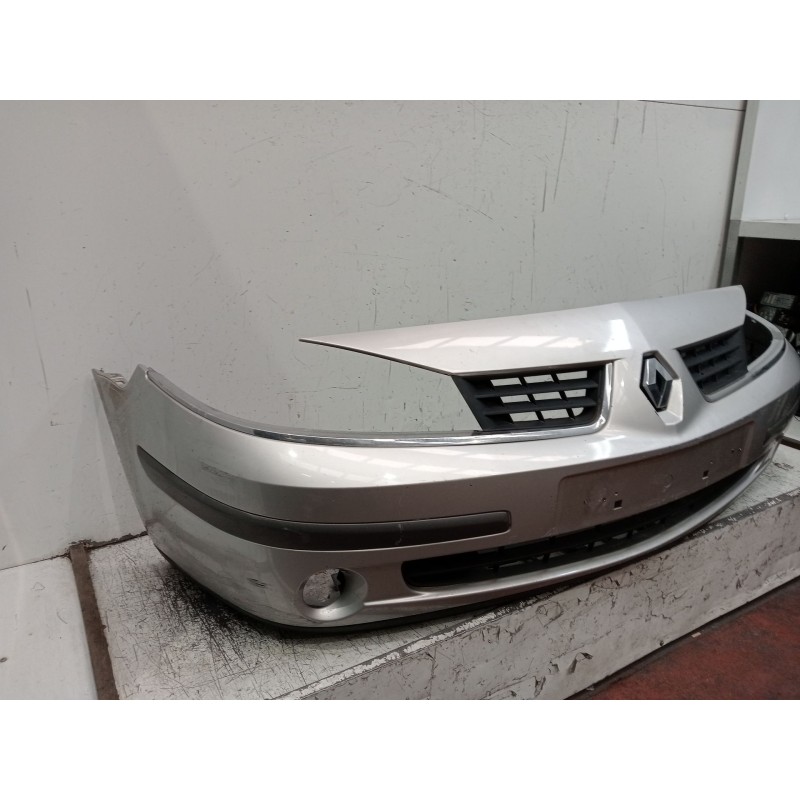 Recambio de paragolpes delantero para renault laguna ii (bg0/1_) 1.9 dci (bg1a, bg1v) referencia OEM IAM   4P