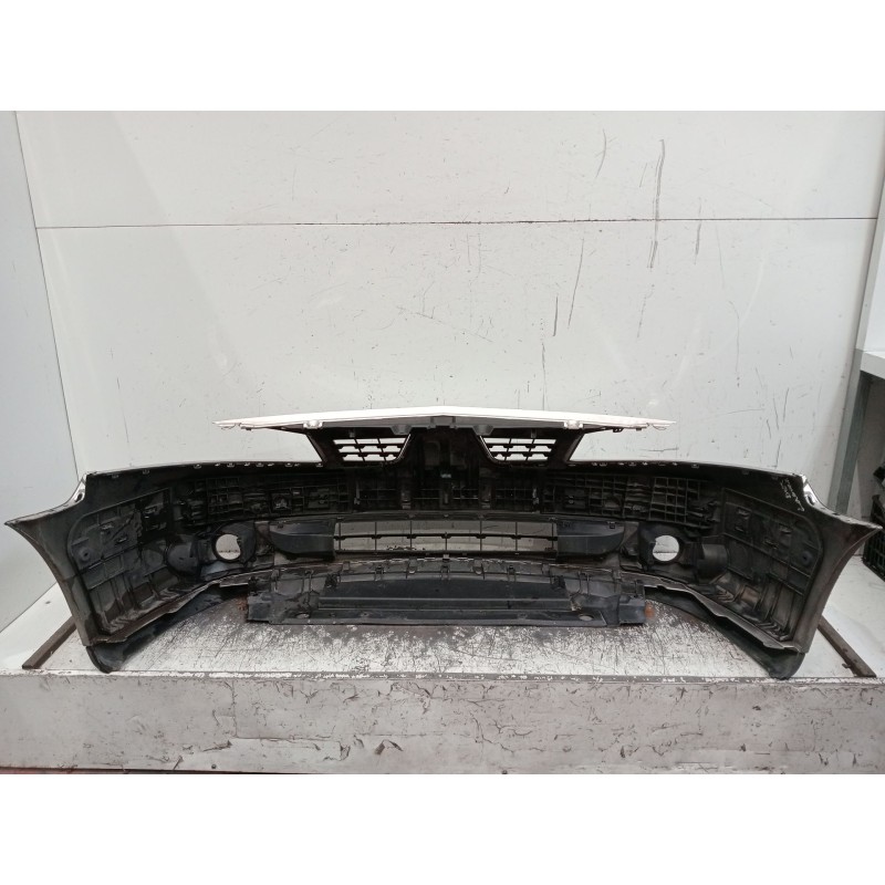 Recambio de paragolpes delantero para renault laguna ii (bg0/1_) 1.9 dci (bg1a, bg1v) referencia OEM IAM   4P