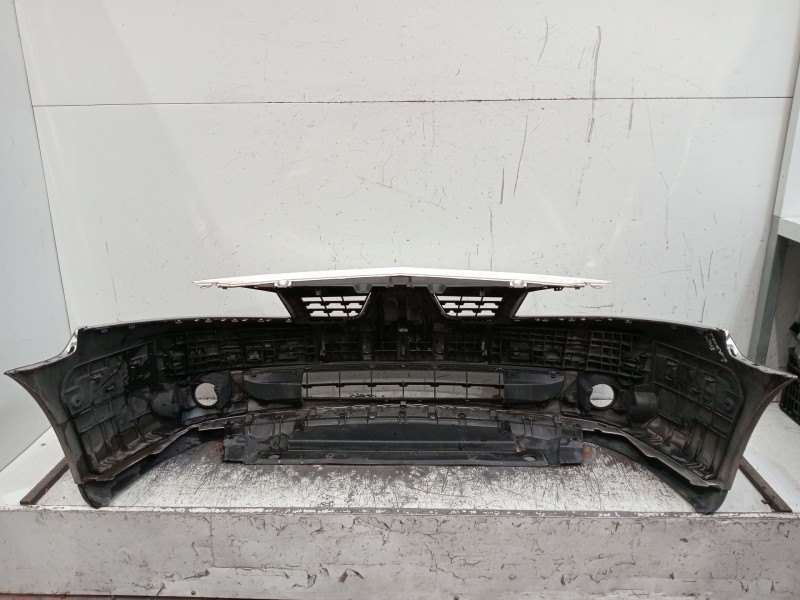 Recambio de paragolpes delantero para renault laguna ii (bg0/1_) 1.9 dci (bg1a, bg1v) referencia OEM IAM   4P