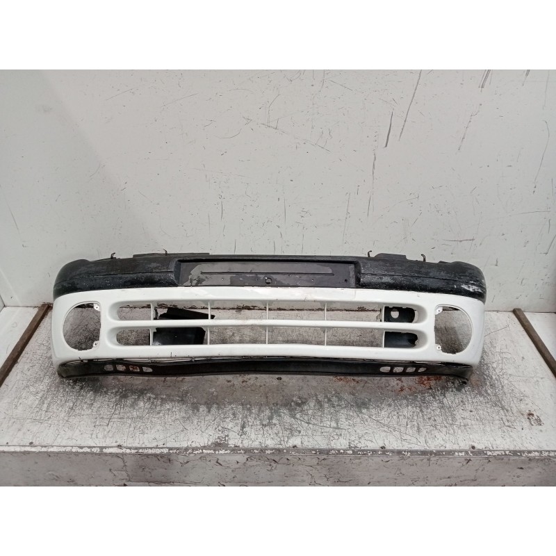 Recambio de paragolpes delantero para renault clio ii (bb_, cb_) 1.2 (bb0a, bb0f, bb10, bb1k, bb28, bb2d, bb2h, cb0a,... referen