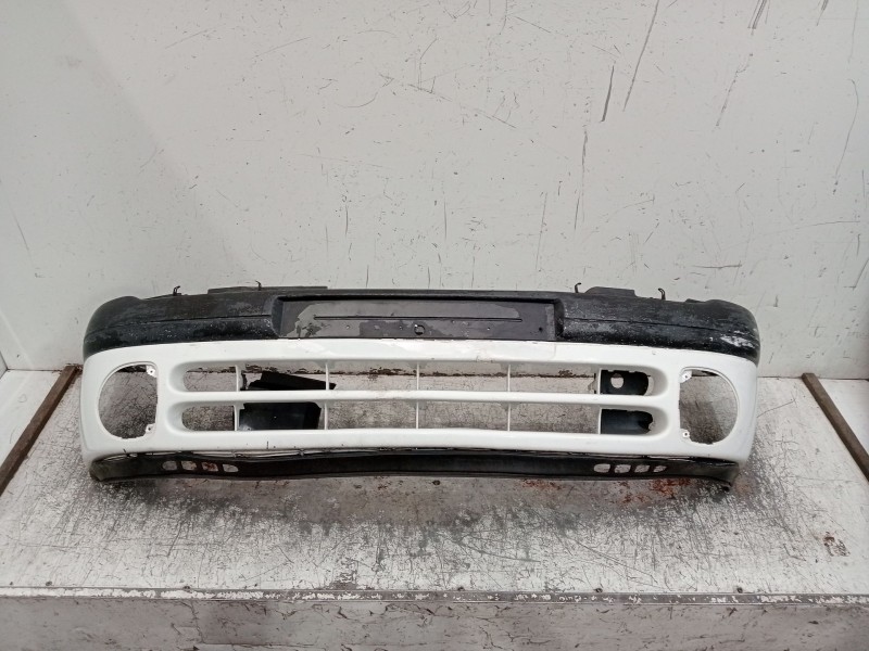 Recambio de paragolpes delantero para renault clio ii (bb_, cb_) 1.2 (bb0a, bb0f, bb10, bb1k, bb28, bb2d, bb2h, cb0a,... referen